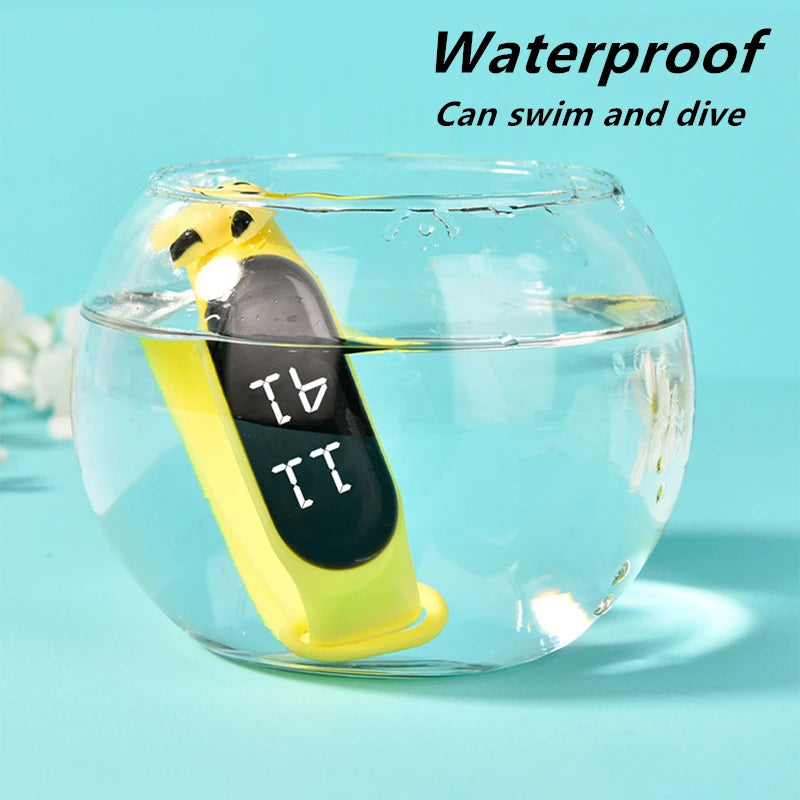 Digitale LED-Kinderuhr – Wasserdichtes Sportdesign mit Dinosaurier- und Einhornmotiven